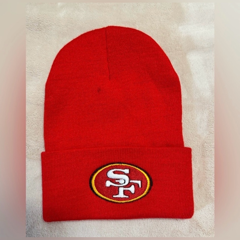 SAN FRANCISCO 49ERS NFL FOOTBALL Red Beanie with Embroidered Logo
